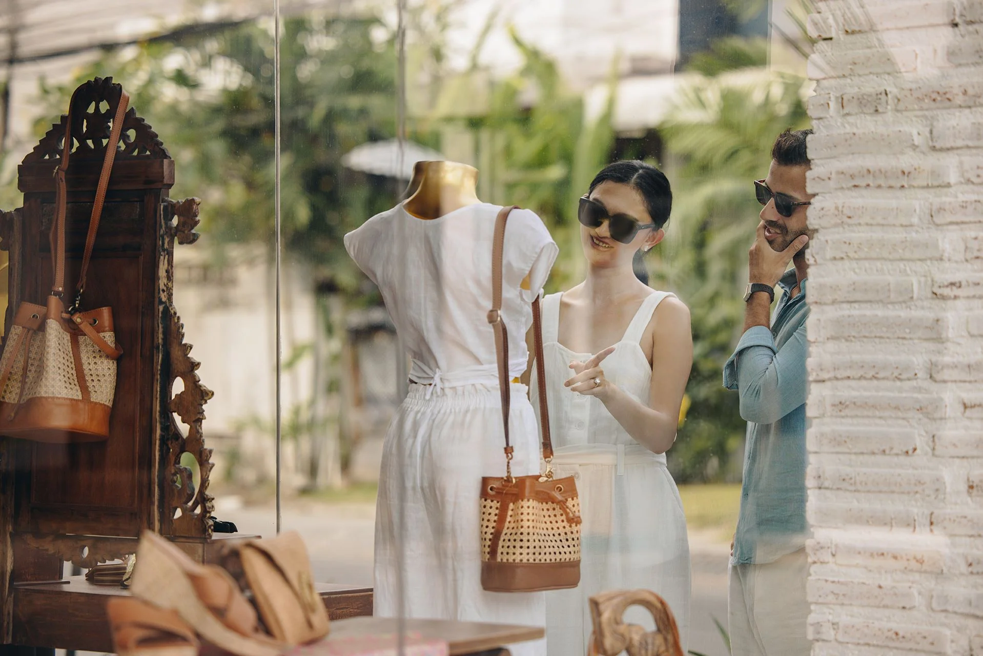 Images Gallery - Image 1